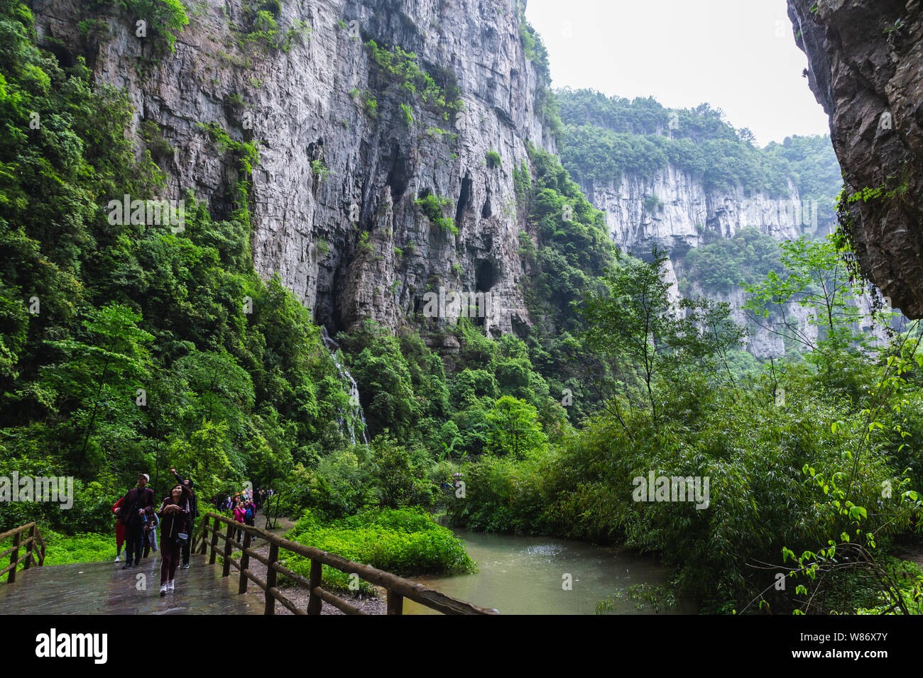 Trois Natural Bridges National Geopark (Tian Keng San Qiao) est classée au patrimoine mondial de Wulong à Chongqing, Chine. Banque D'Images