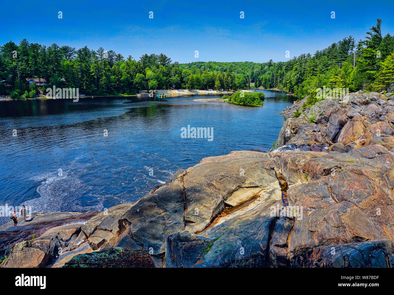 Dans le parc High Falls Bracebridge, Ontario, Canada, un paradis de plein air près du parc Algonquin. Sur la rivière Muskoka. Banque D'Images