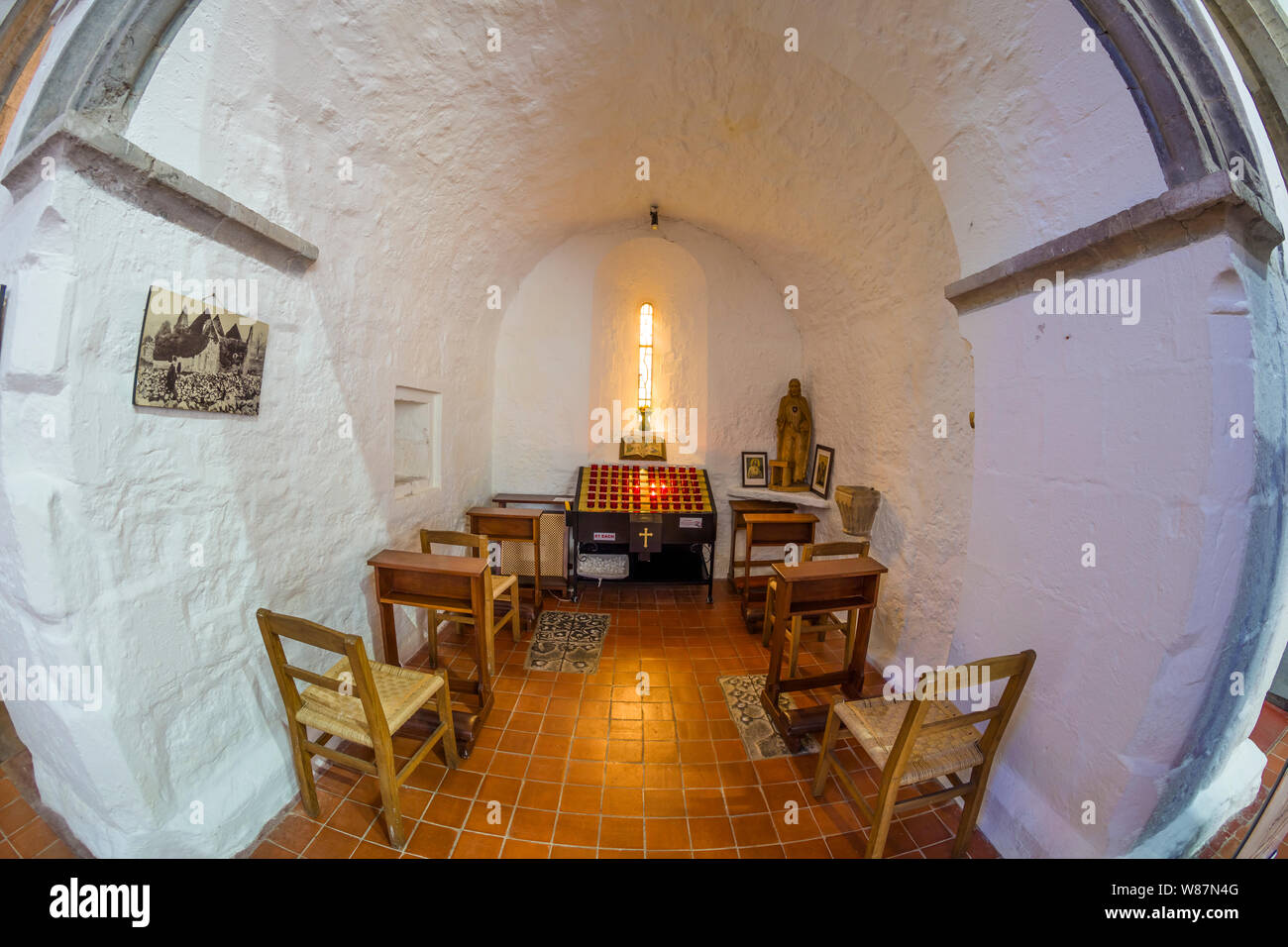 Intérieur de l'abbaye de Ballintubber dans le village de Ballintubber, dans le comté de Mayo Irlande Banque D'Images