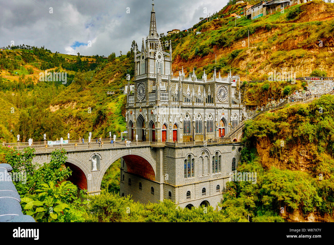 Ipiales, Colombie, Dec 11, 2017 - Las Lajas sanctuaire a été construit au 18e siècle Banque D'Images