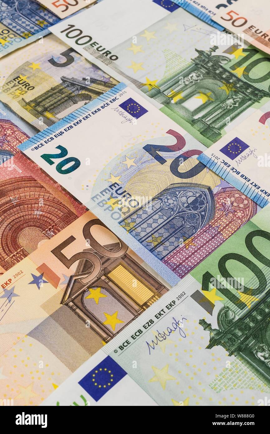 Rangées de divers billets en euro, Allemagne Banque D'Images
