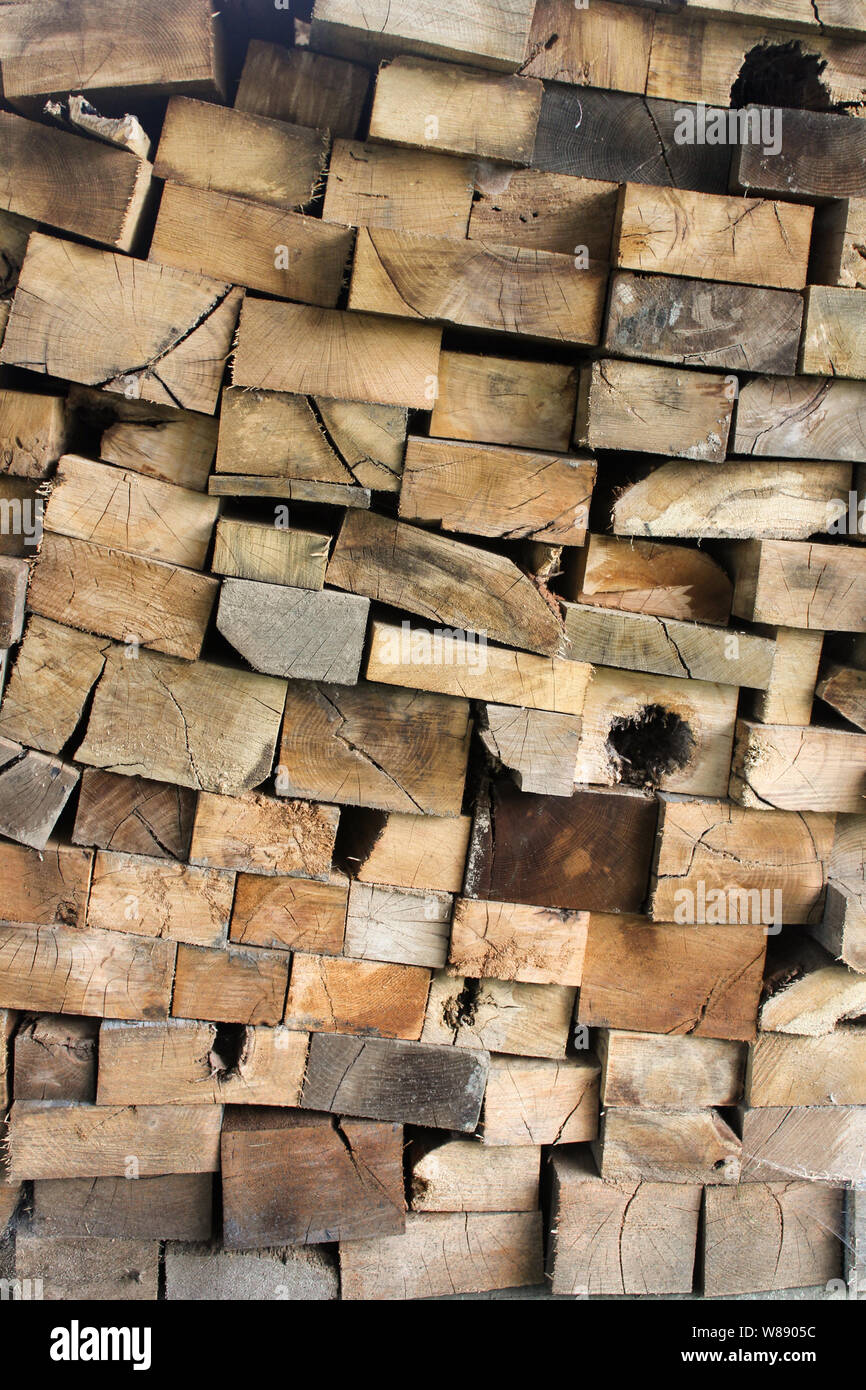 Blocs de bois empilées Background Banque D'Images