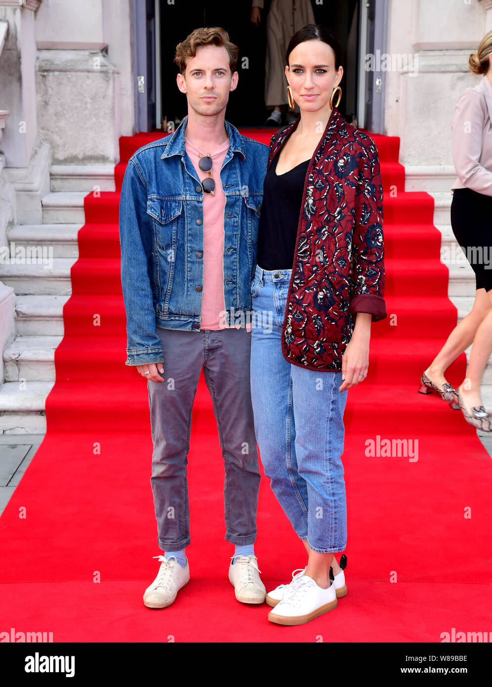 Luke Treadaway et Ruta Gedmintas participant à la douleur et la gloire Premiere à Somerset House, Londres. Banque D'Images