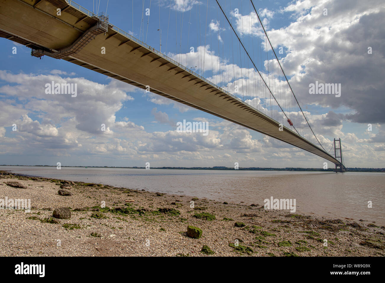 Le Humber Bridge, à Hull, dans le Yorkshire UK grand span suspension bridge Banque D'Images