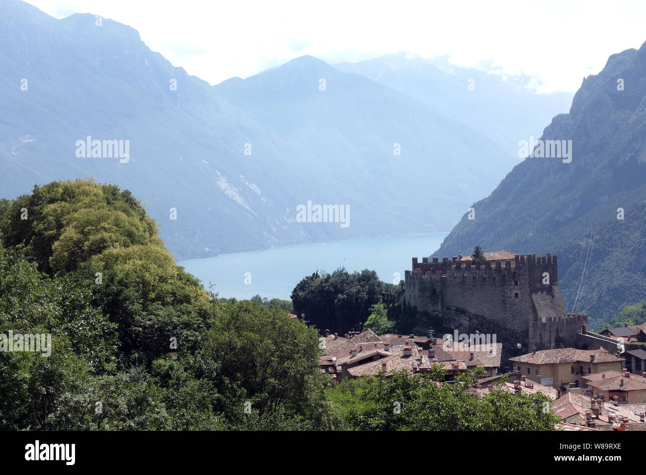 Tenno, Trento (Italie) - Le château de Tenno, Trentin-Haut-Adige, Alto Garda et communauté Ledro Banque D'Images