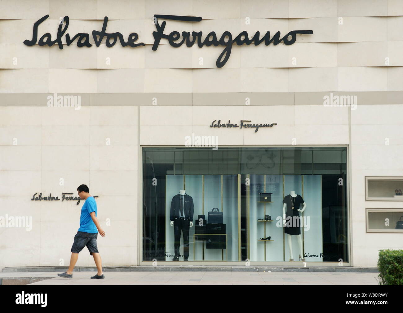 Sal store ferragamo best sale