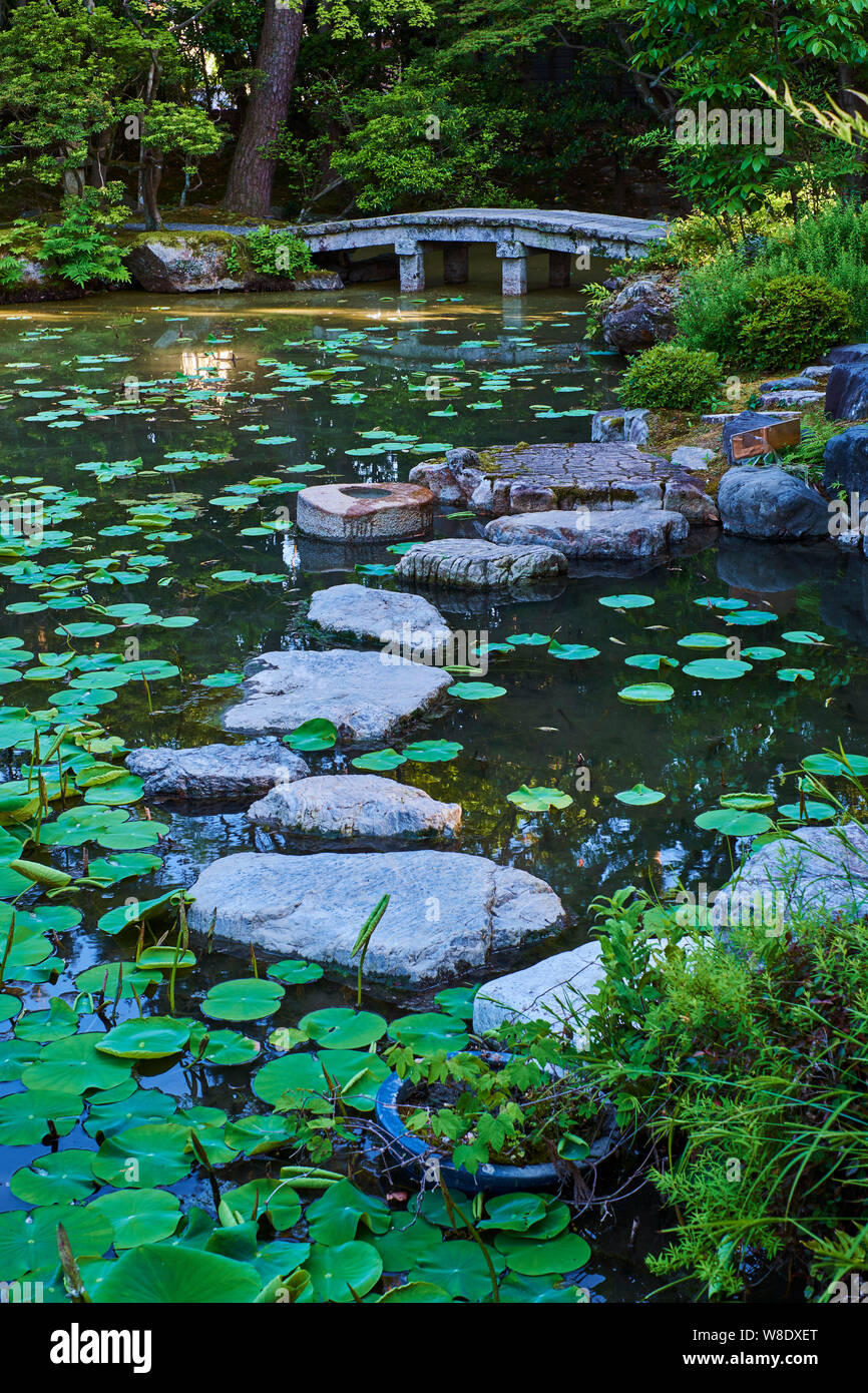 Le Japon, l'île de Honshu, région du Kansai, Kyoto, hakusasonso jardin Banque D'Images