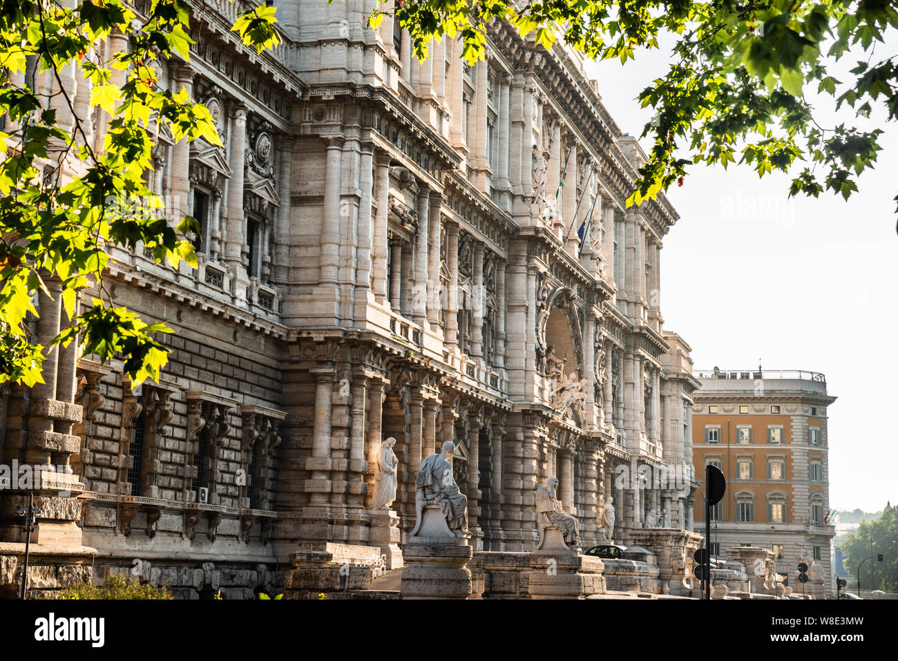 Extérieur de Cour Suprême de Cassation, Rome, Italie Banque D'Images