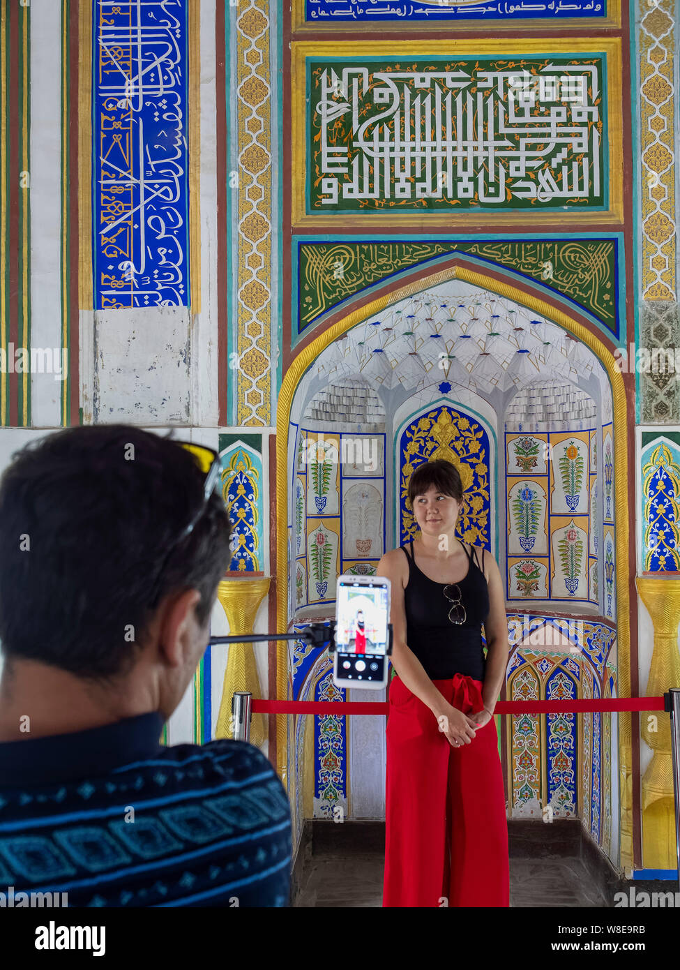 Prendre des photos dans la forteresse, ville historique de Boukhara, Ouzbékistan, Asie, Site du patrimoine de l'UNESCO Banque D'Images