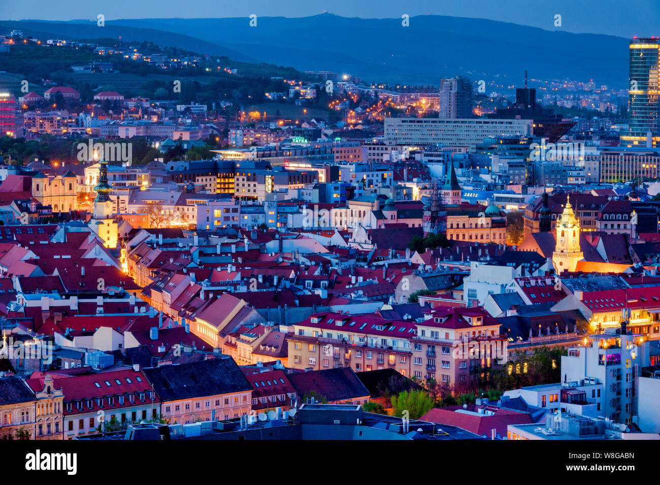 Vieille ville de Bratislava, Slovaquie, la nuit Banque D'Images