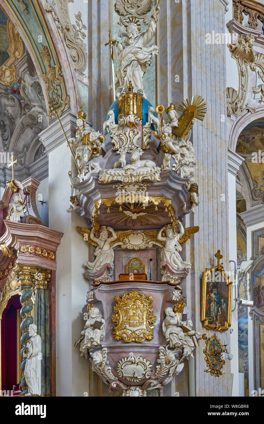 L'église baroque de l'Exaltation de la Sainte Croix Brzeg Basse Silésie Pologne Banque D'Images