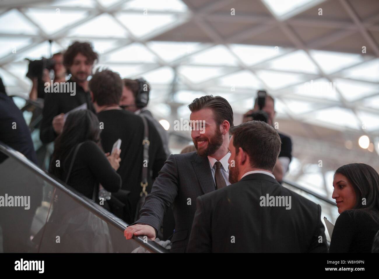 L'acteur américain Chris Evans arrive pour la première du film 'Avengers : Uncanny X-Men' à Londres, Royaume-Uni, 21 avril 2015. Banque D'Images