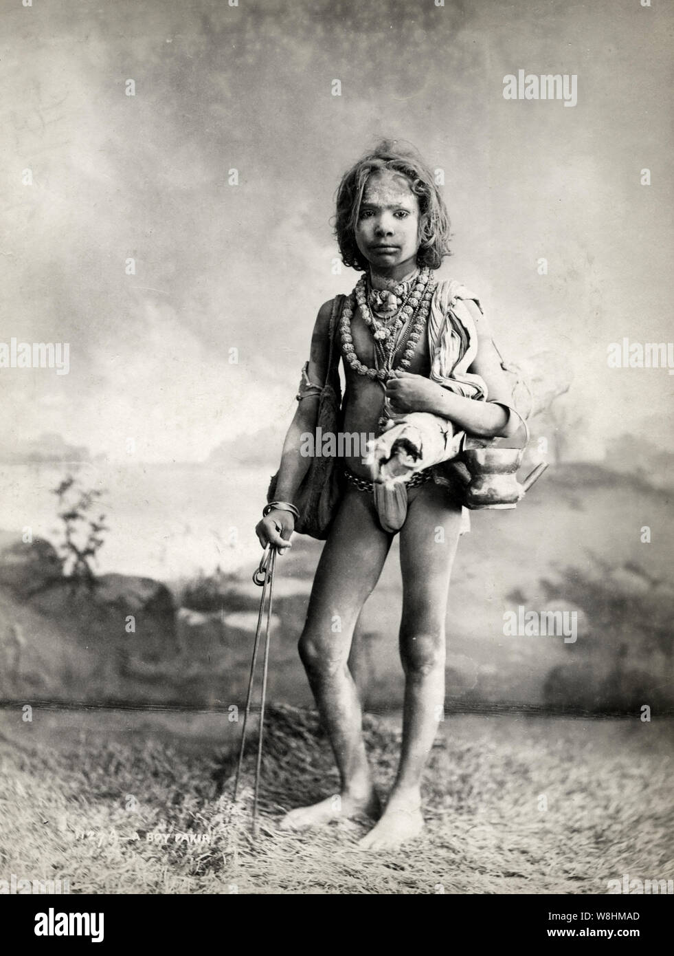 19e si cle photographie vintage enfant gar on fakir Inde Photo