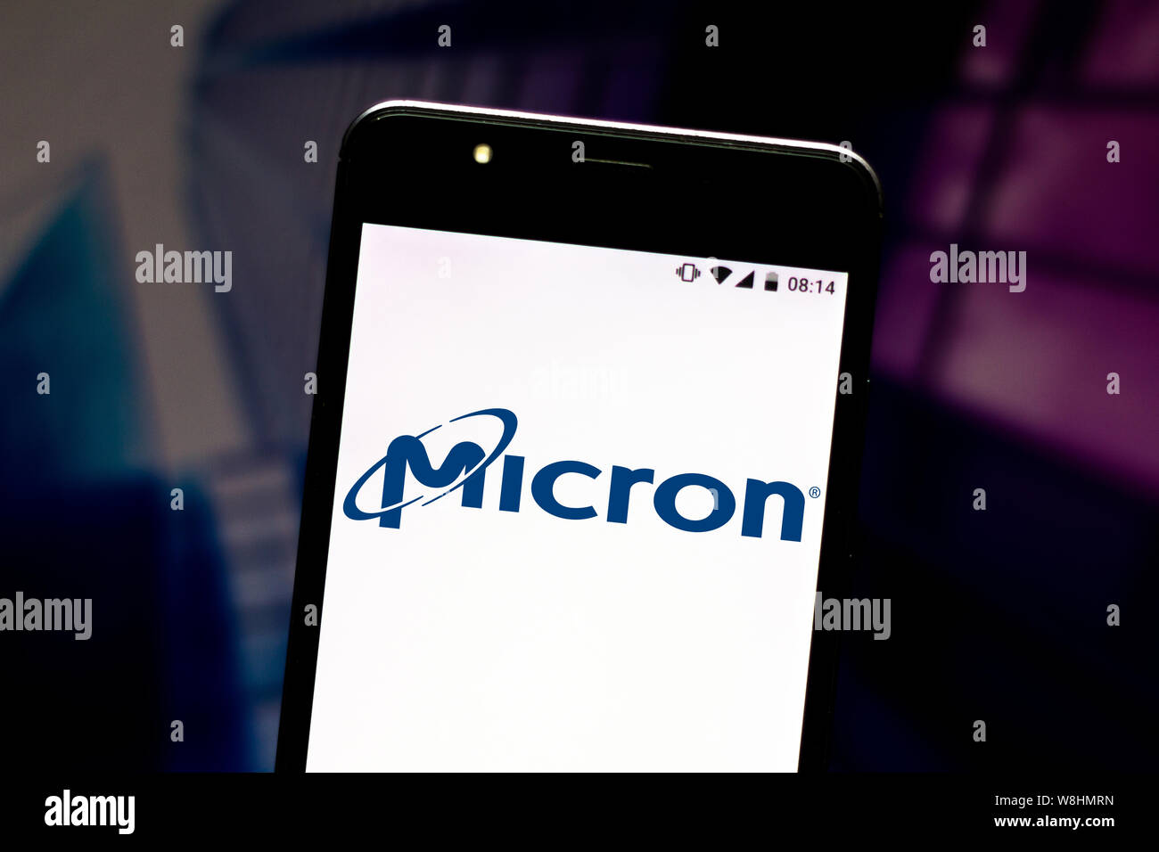 Sur cette photo, l'illustration logo Micron Technology est vu affichée sur un smartphone. Banque D'Images