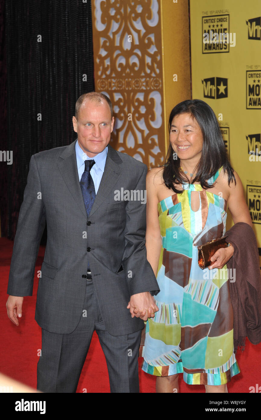 LOS ANGELES, CA. 15 janvier 2010 : Woody Harrelson au 15e Critics' Choice Movie Awards, présentée par la Broadcast Film Critics Association, à l'Hollywood Palladium. © 2010 Paul Smith / Featureflash Banque D'Images