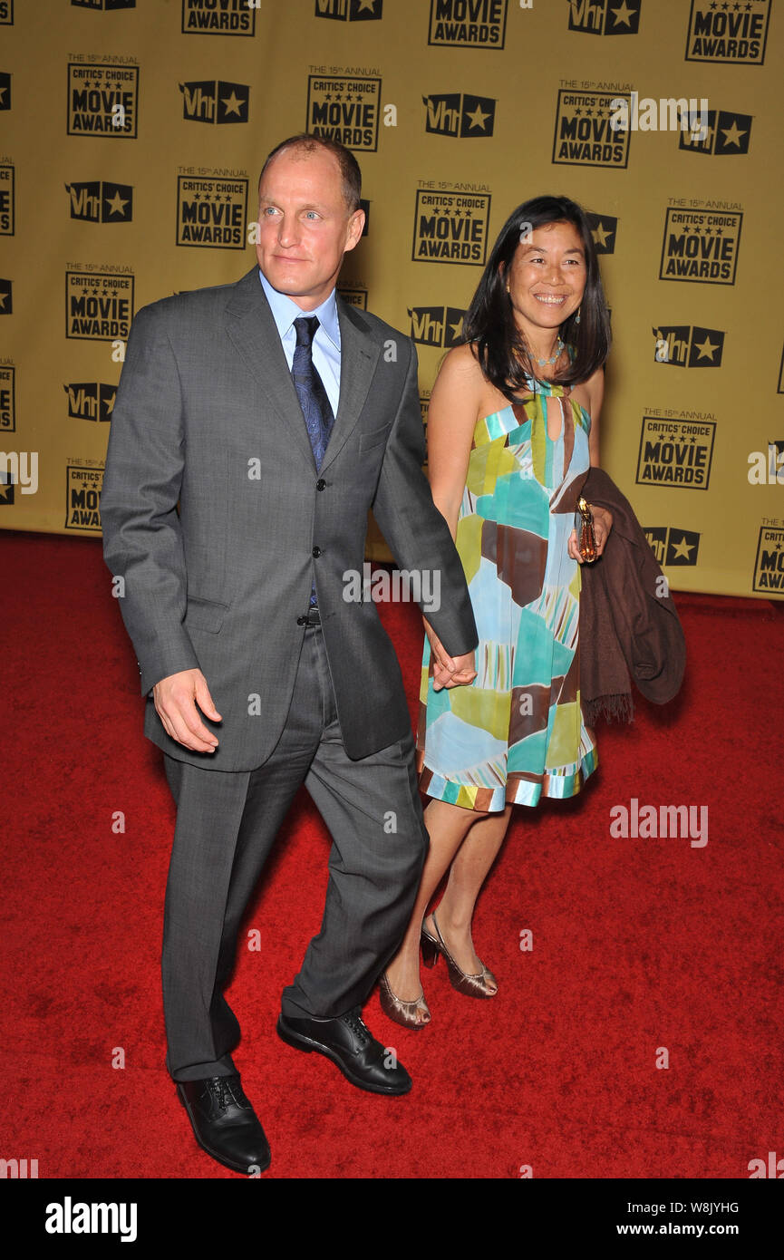 LOS ANGELES, CA. 15 janvier 2010 : Woody Harrelson au 15e Critics' Choice Movie Awards, présentée par la Broadcast Film Critics Association, à l'Hollywood Palladium. © 2010 Paul Smith / Featureflash Banque D'Images