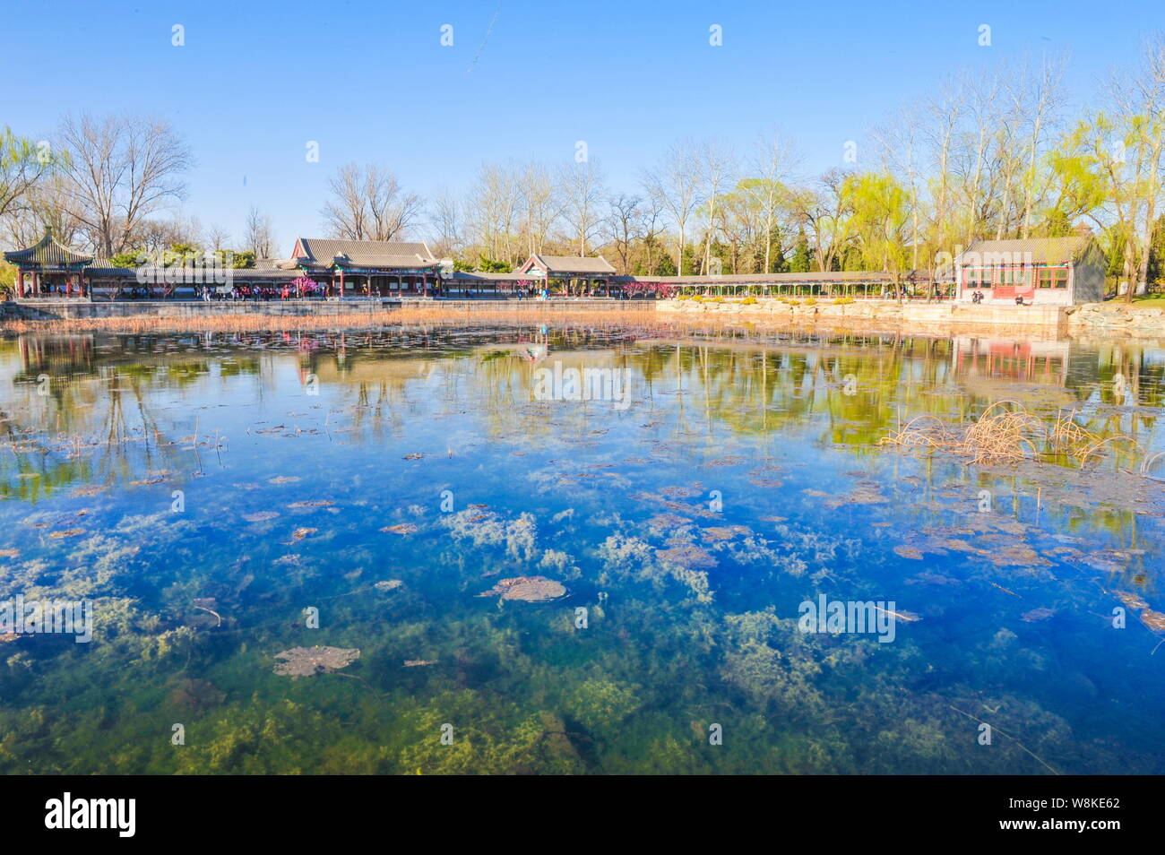 Paysage du lac Kunming dans le Palais d'été, également connu sous le nom, 9 Minzu Yuan à Beijing, Chine, 27 mars 2016. Le Lac de Kunming, une fois qu'un lac naturel où Banque D'Images