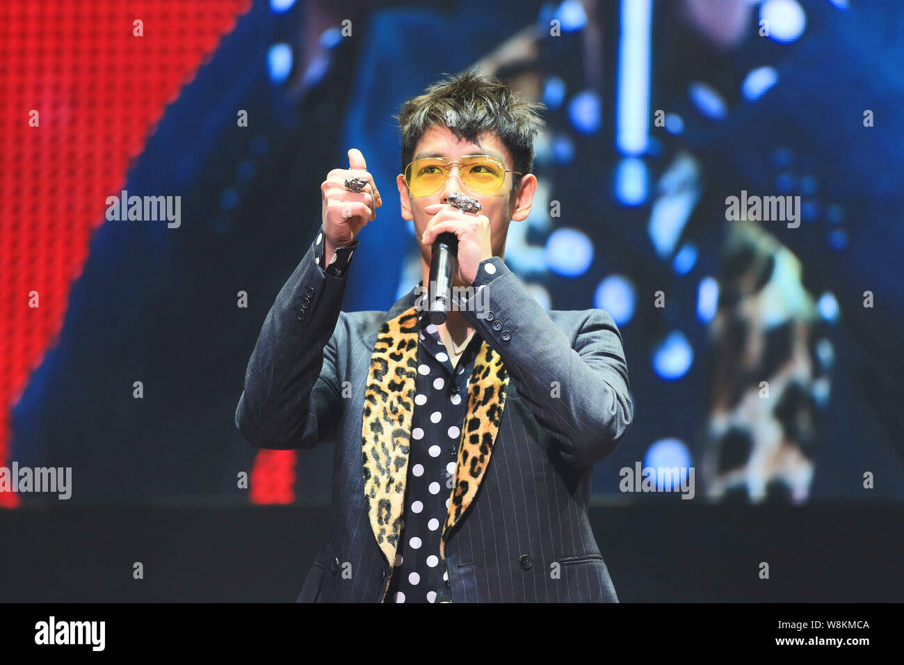 Choi Seung-hyun, mieux connu sous le nom de T.O.P, de la bande de garçon sud-coréen ou BigBang Big Bang, effectue au cours de la 'MADE 2016 Bigbang V.I.P' Tou Banque D'Images