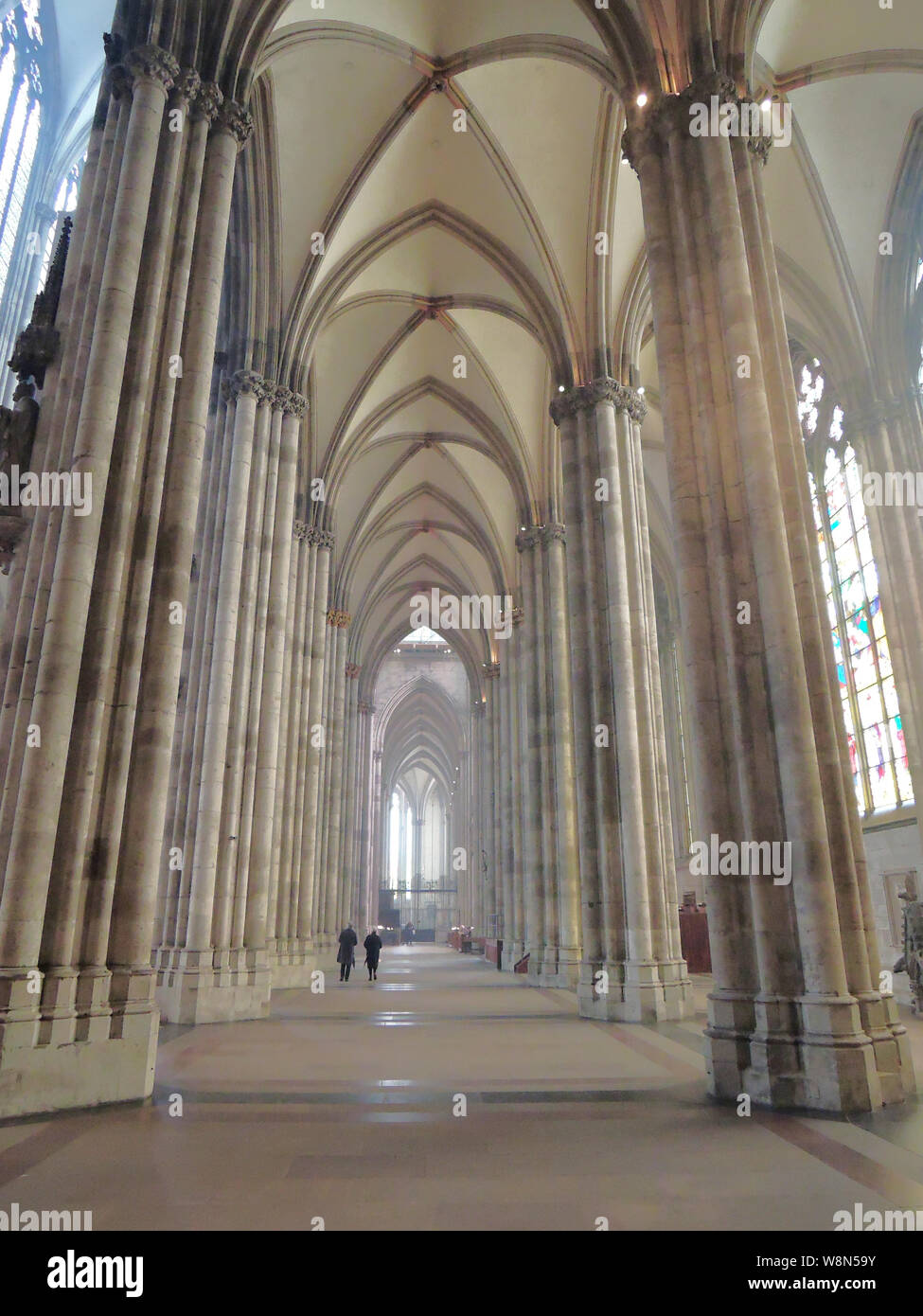 Intérieur de la cathédrale la plus haute du monde à Cologne, Allemagne Banque D'Images