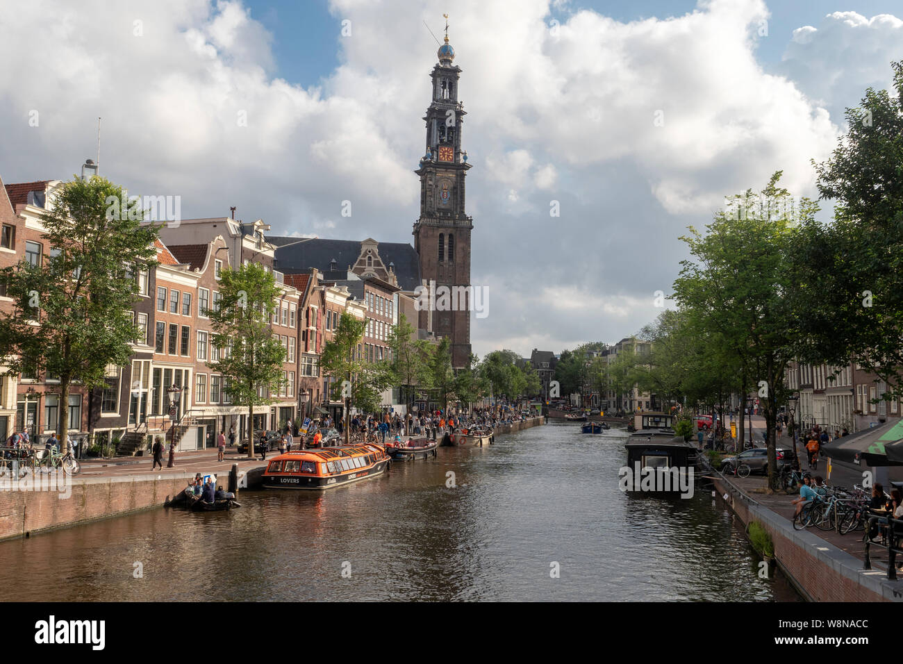 Vue sur le clocher de l'église Westerkerk, Amsterdam Banque D'Images