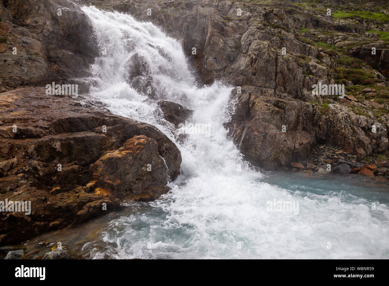 Cascade, Gößnitztal valley. Schobergruppe massif de montagne. Nationalpark Hohe Tauern. Alpes autrichiennes. Banque D'Images