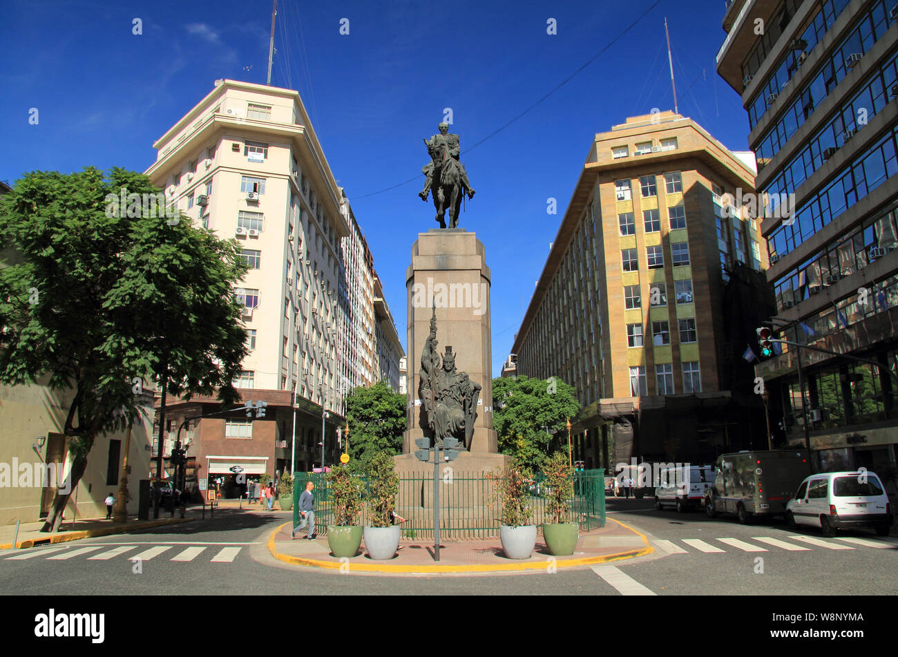 Le Monument à Julio Roca, dans le centre-ville de Buenos Aires, rend hommage à l'un des présidents argentins les plus célèbres et les plus controversés Banque D'Images