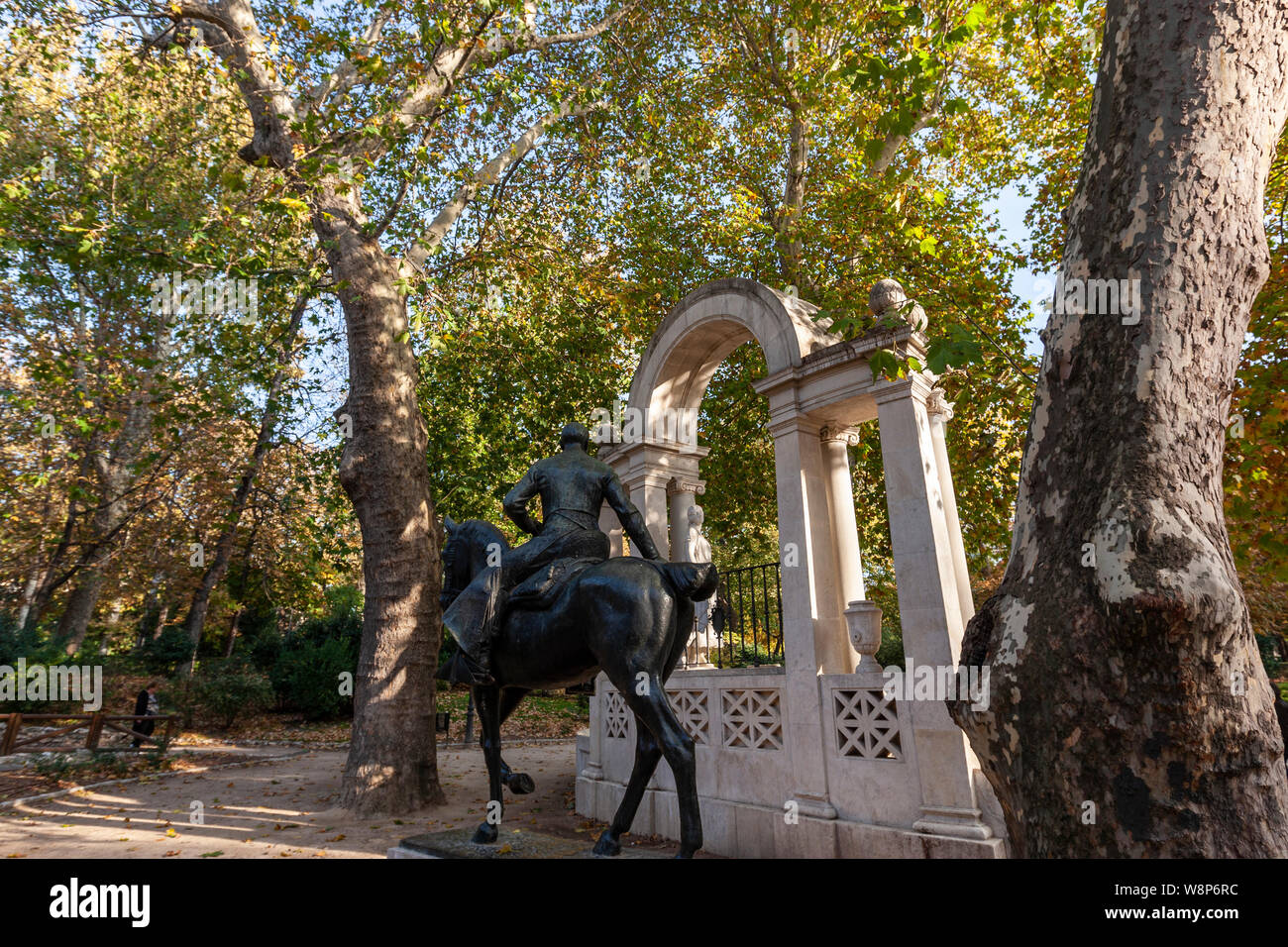 Monument à Serafín y Joaquín Álvarez Quintero, Parque del Buen Retiro, Madrid, Espagne Banque D'Images