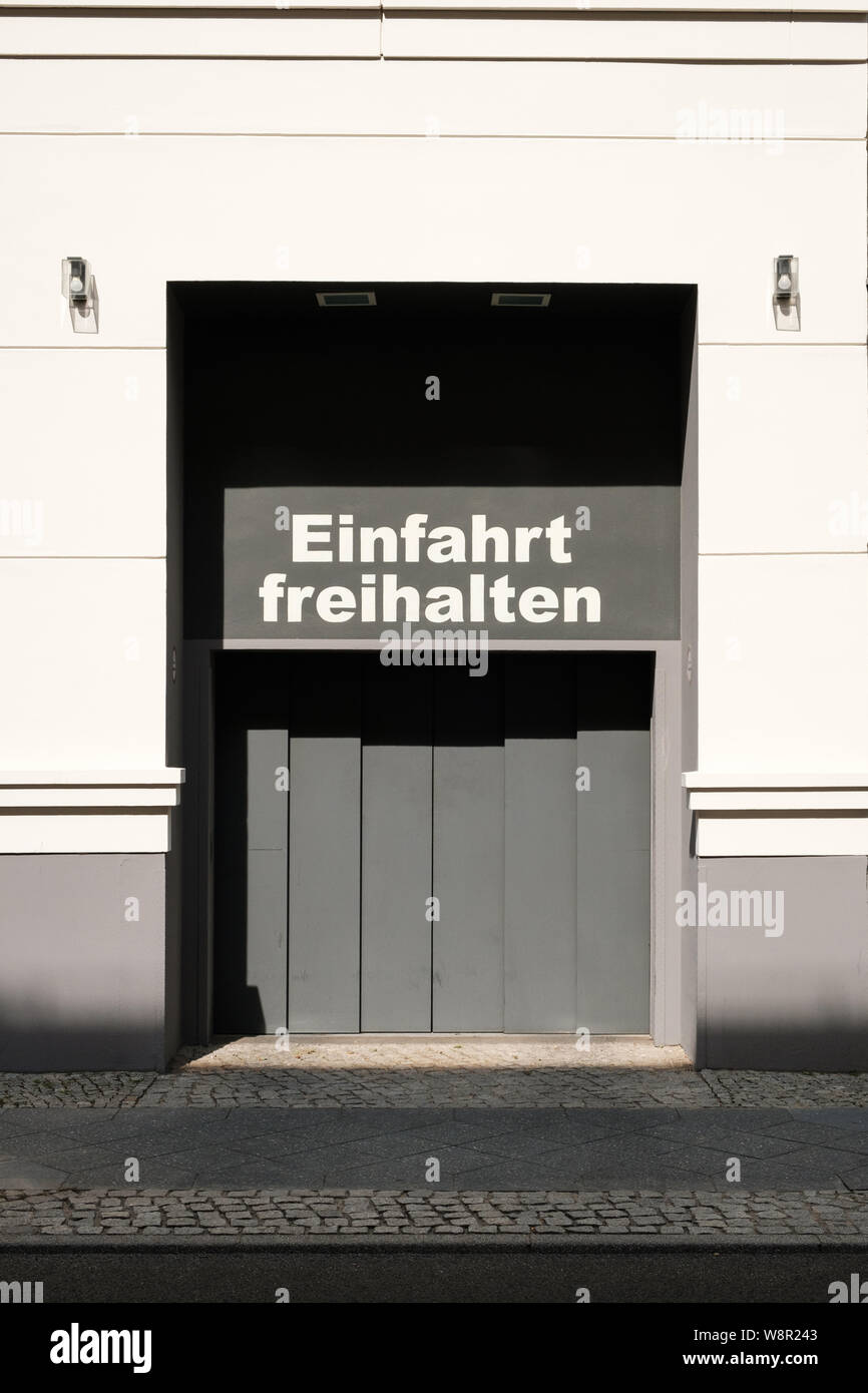 Einfahrt freihalten (allemand pour : Tenir à l'entrée clear) Banque D'Images