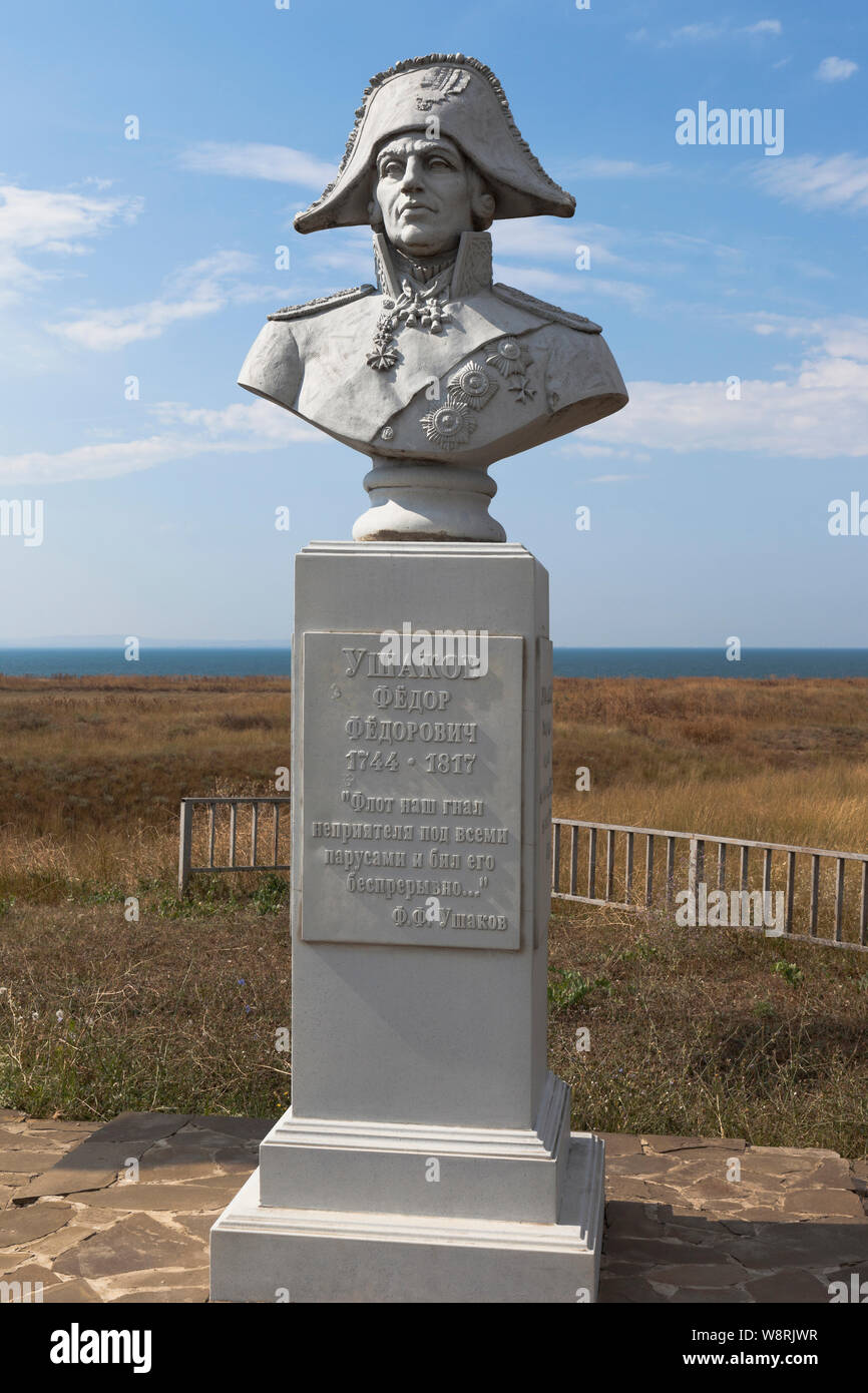 Taman, Temryuk district, région de Krasnodar, Russie - le 17 juillet 2019 : Monument à Fedor Fedorovitch Ouchakov au Fanagori forteresse dans le village de Ta Banque D'Images