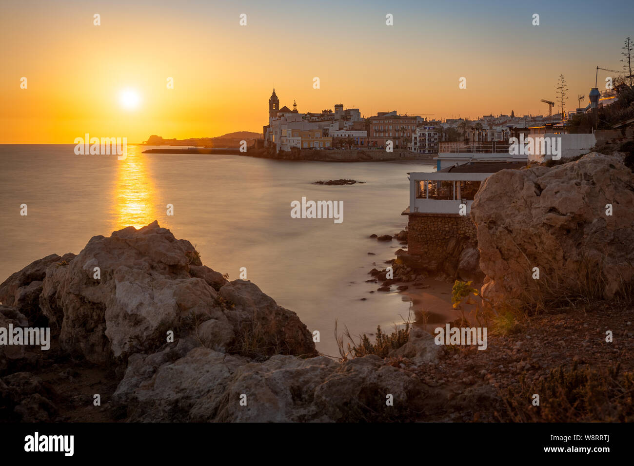 Sitges est une ville près de Barcelone en Catalogne, Espagne. Il est célèbre pour ses plages et sa vie nocturne. Banque D'Images