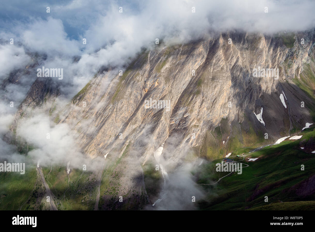 Caractéristiques géologiques d'Ködnitztal alpine valley. Glocknergruppe massif. Alpes autrichiennes. L'Europe. Banque D'Images