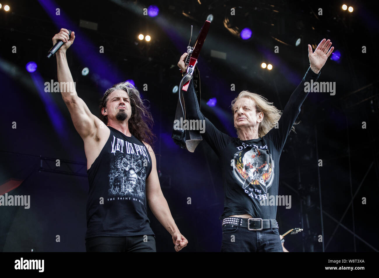 La légende de Judas Priest, KK Downing rejoint Ross The Boss pendant qu'il effectue sur scène au Bloodstock Open Air Festival, UK, 11 août, 2019. Banque D'Images