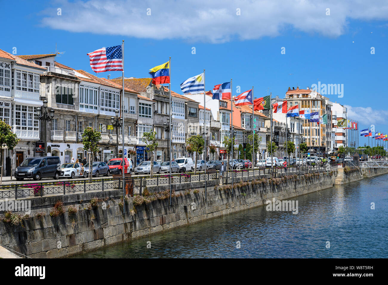 Le front de mer de Baiona, Pontevedra Province, sud de la Galice, Espagne Banque D'Images
