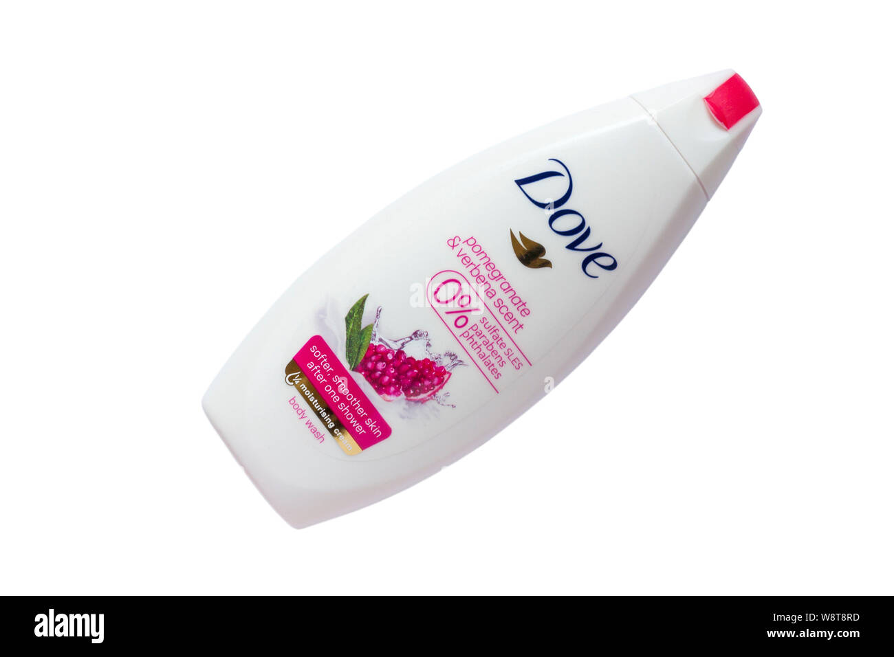 Bouteille de parfum & grenade Dove body wash shampooing crème hydratante avec 0 % parabens SLES sulfate phtalates isolé sur fond blanc Banque D'Images