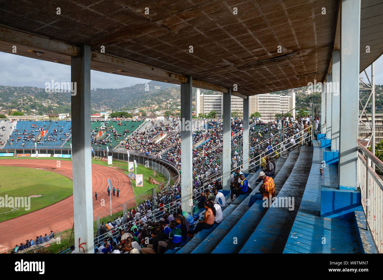 Match de football au Stade National, Freetown Sierra Leone en 2014 Banque D'Images