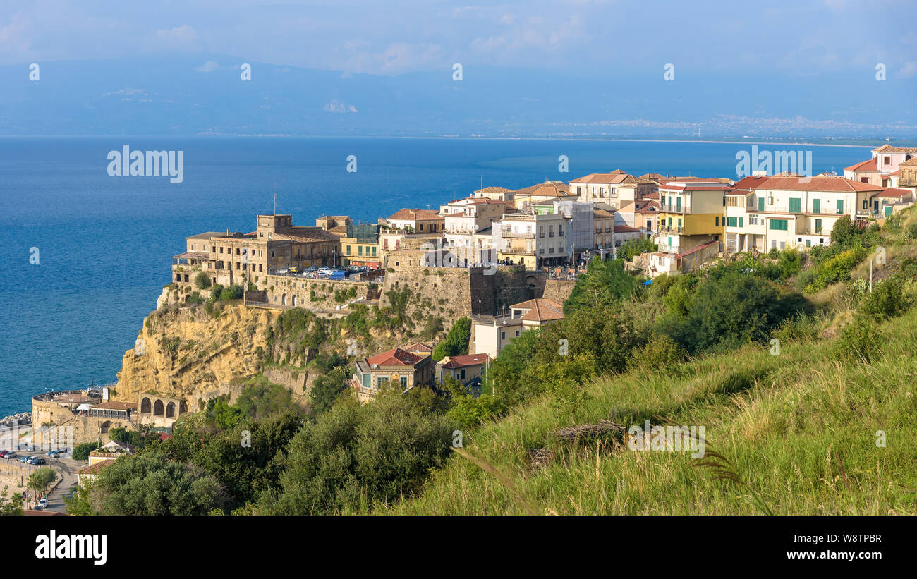 Vue aérienne de Pizzo ville de Calabre, dans le sud de l'Italie Banque D'Images