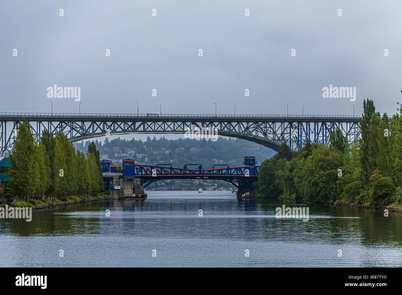 Deux ponts sur le lac Union près de Seattle Banque D'Images