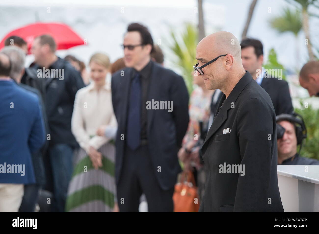L'acteur américain Bruce Wagner, droite, pose à un photocall pour son film, des cartes pour les stars, au cours de la 67e édition du Festival de Cannes à Cannes, France, 19 Banque D'Images