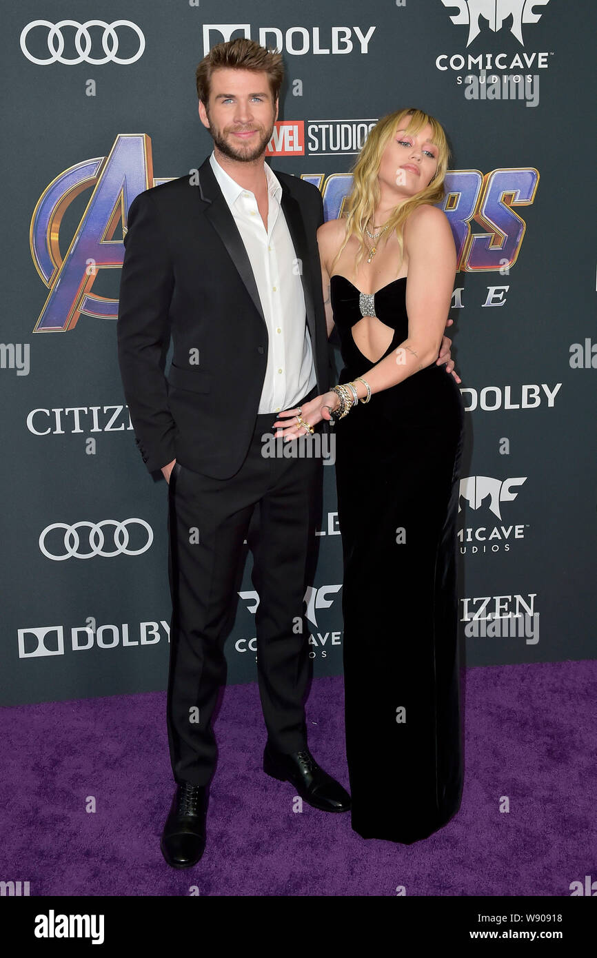 Los Angeles, USA. 22 avr, 2019. Femme avec Liam Hemsworth Miley Cyrus à la première mondiale de la motion photo 'Avengers : Endgame" au Los Angeles Convention Center. Los Angeles, 22.04.2019 | Conditions de crédit dans le monde entier : dpa/Alamy Live News Banque D'Images