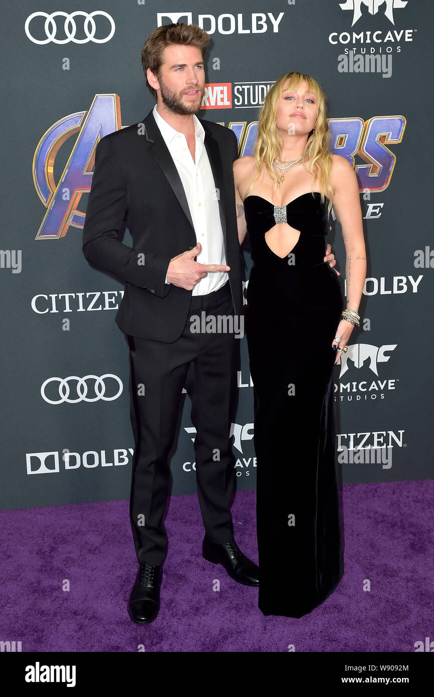 Los Angeles, USA. 22 avr, 2019. Femme avec Liam Hemsworth Miley Cyrus à la première mondiale de la motion photo 'Avengers : Endgame" au Los Angeles Convention Center. Los Angeles, 22.04.2019 | Conditions de crédit dans le monde entier : dpa/Alamy Live News Banque D'Images