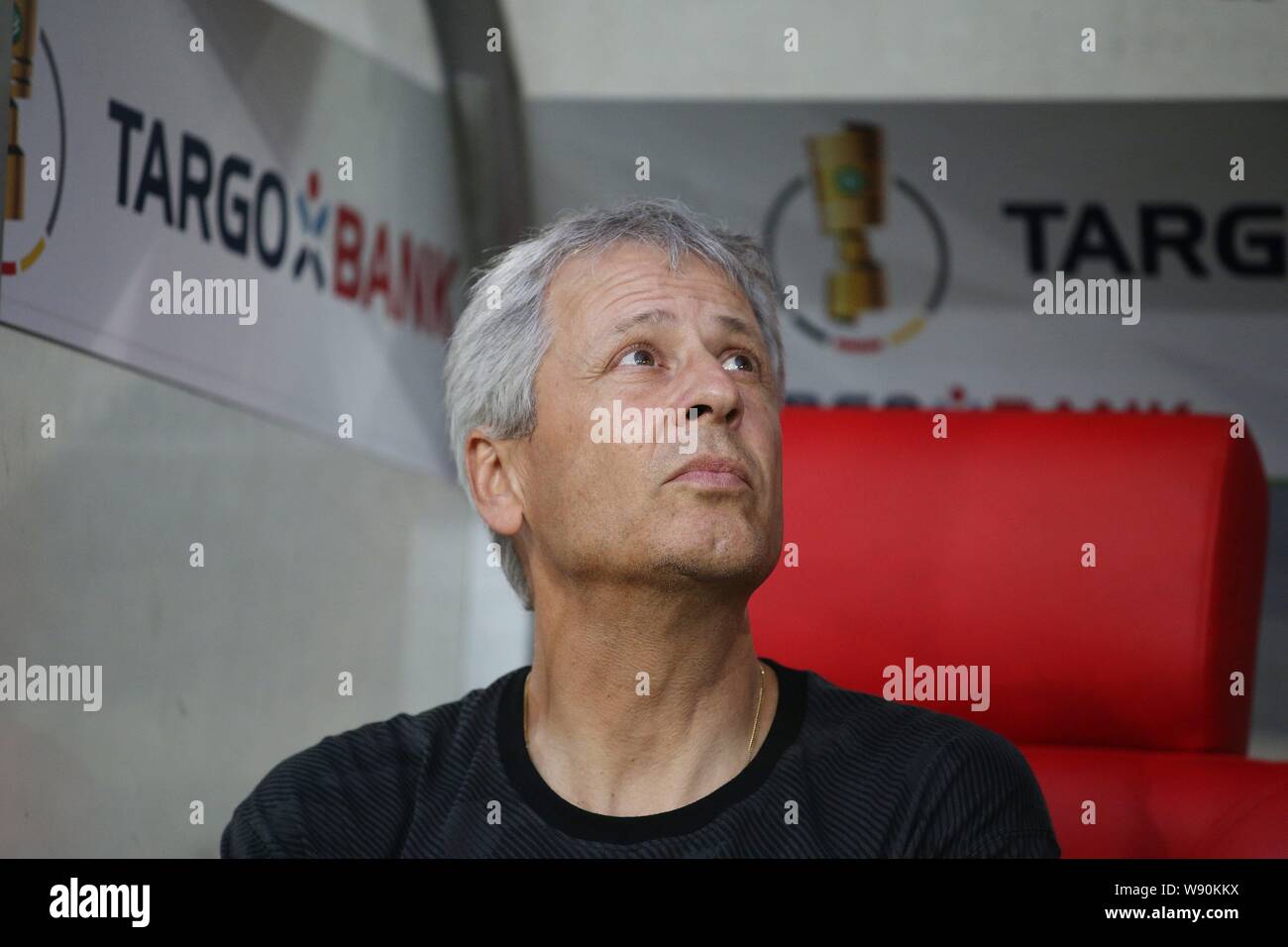 Düsseldorf, Deutschland. 09Th Aug 2019. firo : 09.08.2019 DFB Pokal 2019/2020 Football, 1er tour KFC Uerdingen Krefeld - BVB Borussia Dortmund Lucien Favre, le geste, la Targo Bank | utilisée dans le monde entier : dpa Crédit/Alamy Live News Banque D'Images