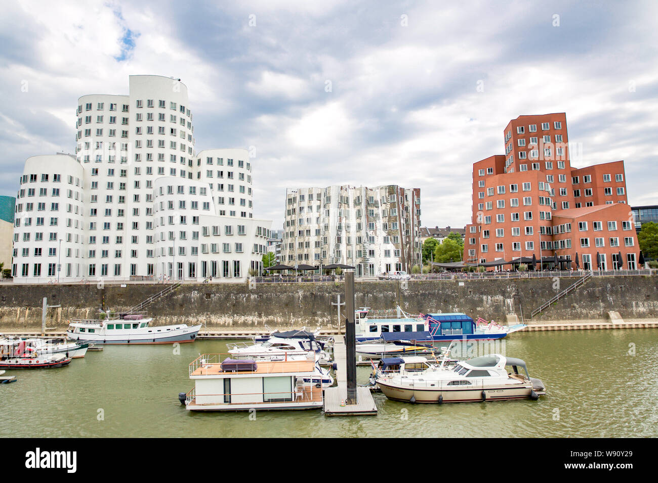 Bâtiments Gehry à Düsseldorf - Allemagne Banque D'Images