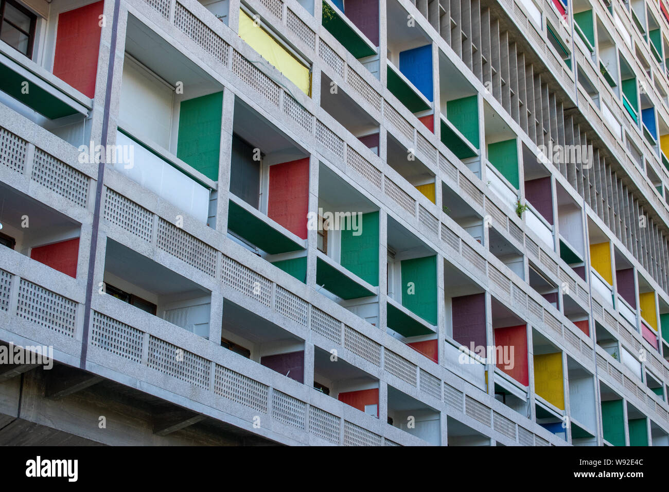 Cité radieuse, aussi connu comme la maison du fada - construction résidentielle à Marseille, France, conçu par l'architecte Le Corbusier Banque D'Images