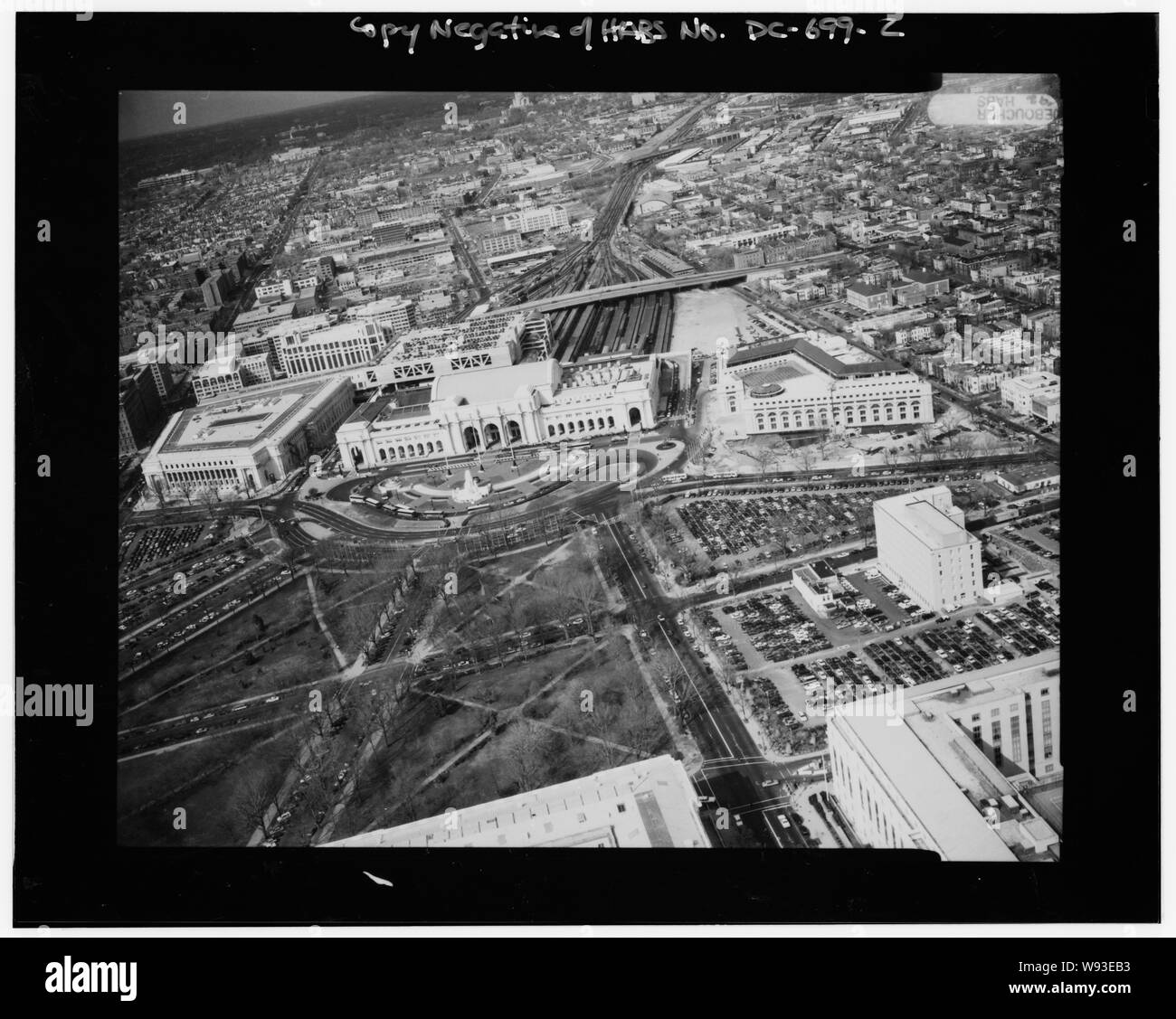 Vue aérienne NORD-EST SUR L'AVENUE DELAWARE DE AU-DESSUS DE LA CAPITALE AMÉRICAINE. - Delaware Avenue, Washington, District of Columbia, DC Union Station, Washington, D.C. Banque D'Images