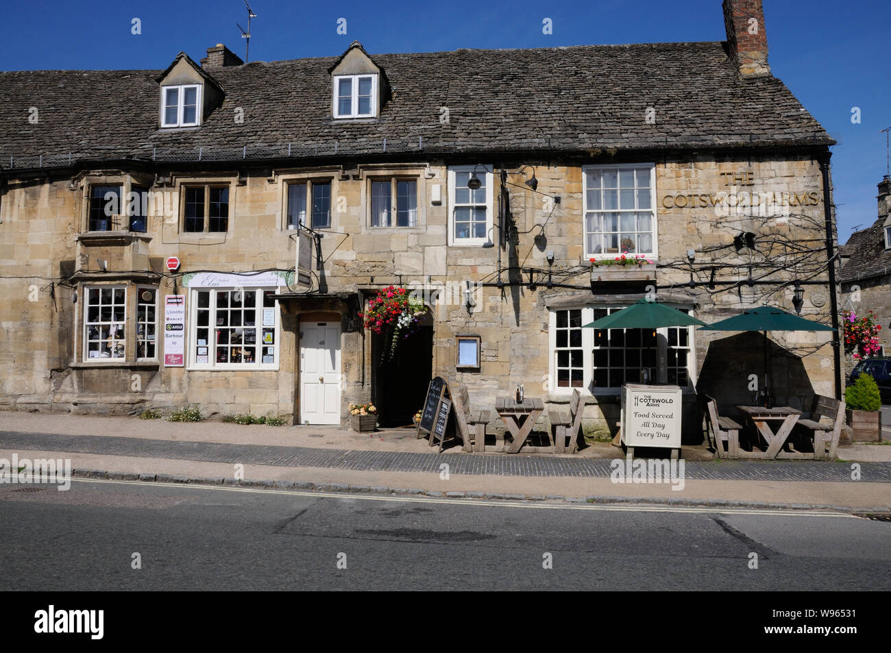 Les Cotswolds Armoiries, Burford, Oxfordshire Banque D'Images