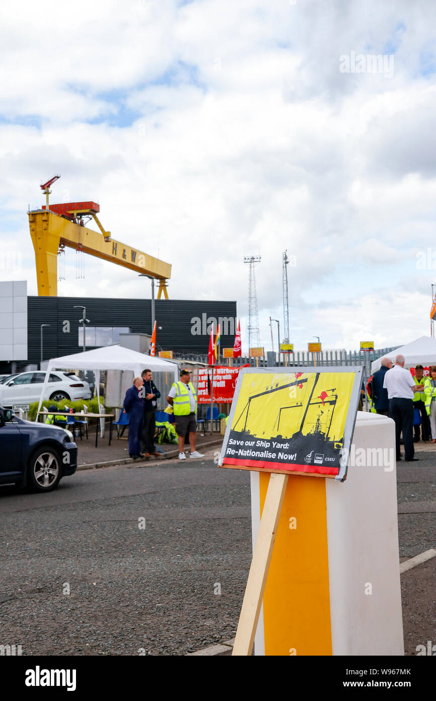Protestation des travailleurs contre le projet de fermeture de Harland and Wolff, le célèbre chantier naval de Belfast où le Titanic a été construit Banque D'Images