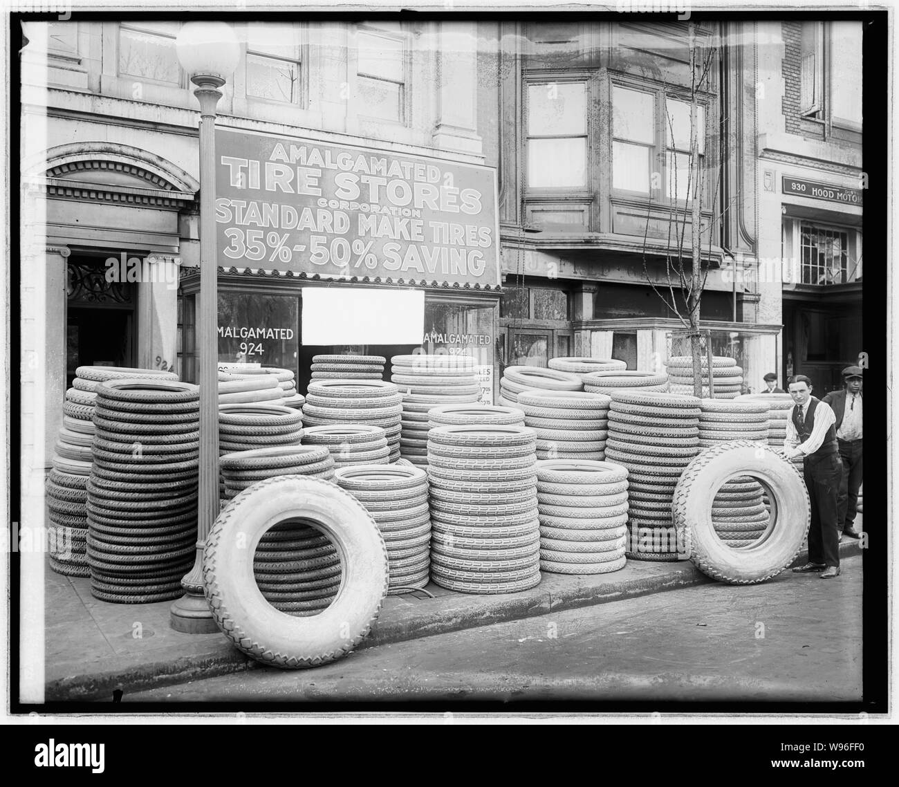 Magasin de pneus avant, fusion Banque D'Images