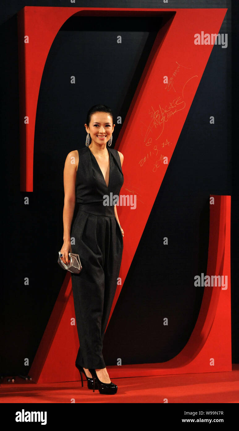Star chinois Zhang Ziyi assiste à 2011 bazar de charité à Beijing, Chine, 14 septembre 2011. Banque D'Images