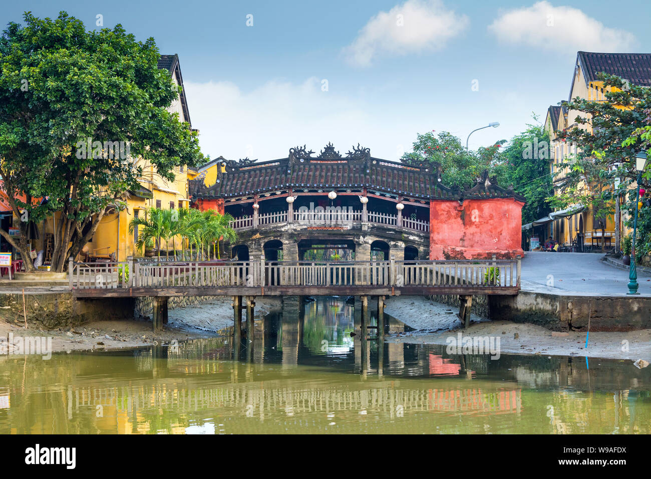 Pont couvert japonais dans l'ancienne ville de Hoi An, au Vietnam. Banque D'Images