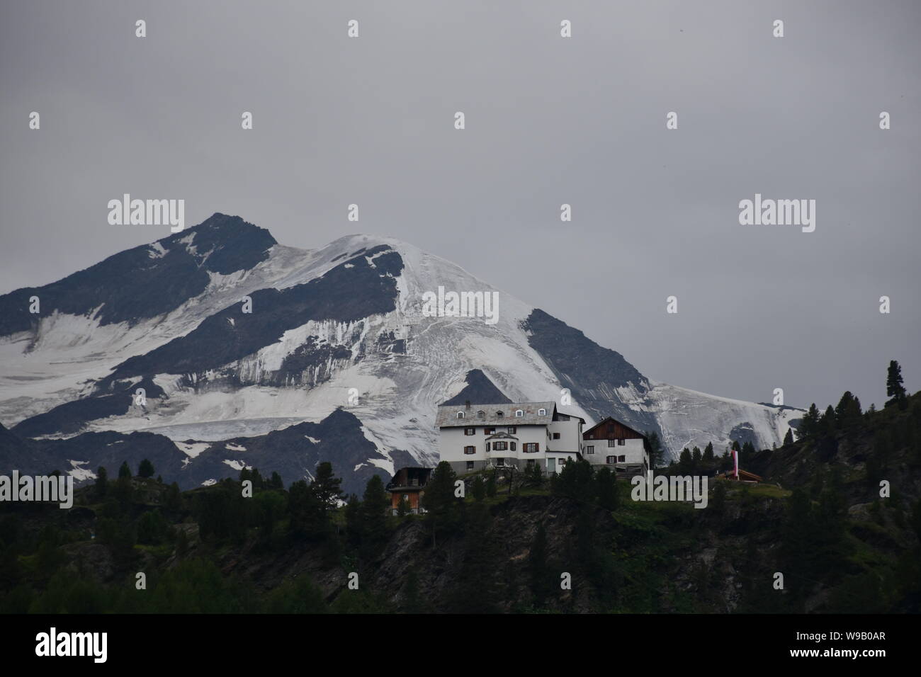 Martell, Martelltal, Zufallhütte Ortler-Alpen Hütte,,,, Schutzhütte Südtirol, Vinschgau, Haus, Sicherheit, Wanderziel, Ziel, Zufritt Zufrit, steil, Banque D'Images